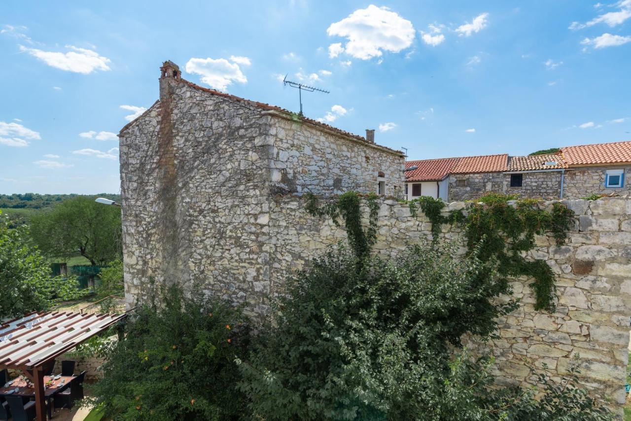 The Village Новиград Экстерьер фото
